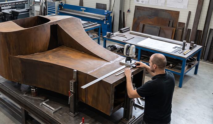 Fabrication sur mesure d’une pièce à géométrie complexe en acier Corten